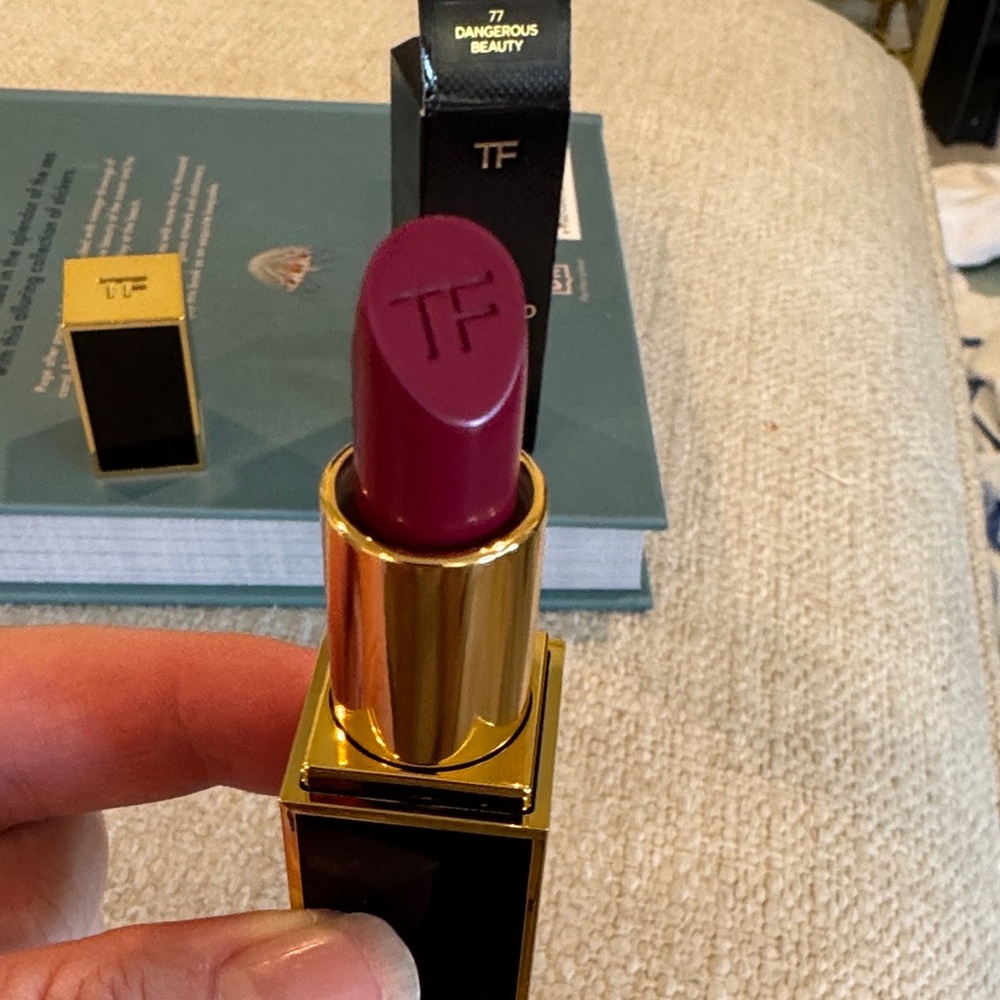 Tom Ford Lipstick in Dangerous Beauty